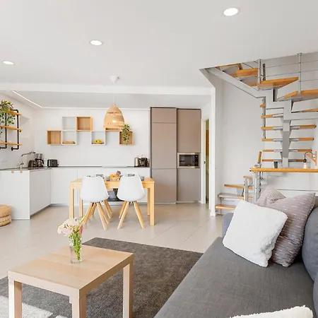 Medano4you Surfers Paradise Beachfront Lejlighed