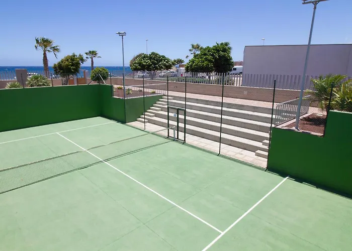 Medano4you Surfers Paradise Beachfront