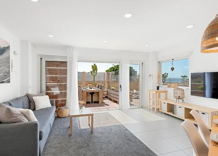 Medano4you Surfers Paradise Beachfront 厄尔梅达诺