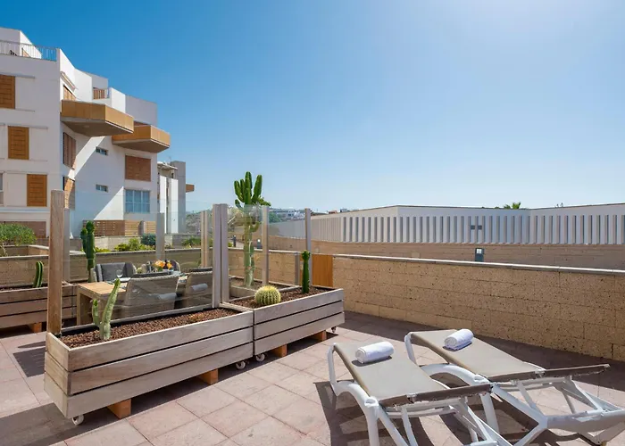 Medano4you Surfers Paradise Beachfront *