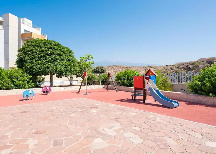 Medano4you Surfers Paradise Beachfront * El Medano (Tenerife)