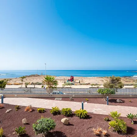 Medano4you Surfers Paradise Beachfront אל מדאנו